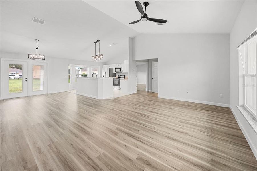 Spacious, unfurnished interior of a new home in , Bushnell (Image 38).