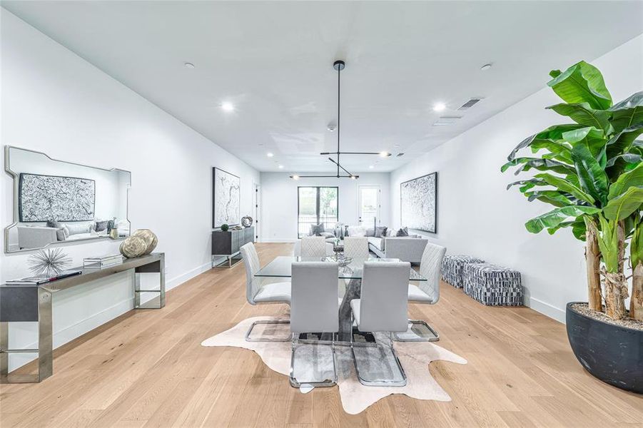 Furnished interior view inside a new home in , Dallas (Image 12). Furnished interior view inside a new home in , Dallas (Image 12).