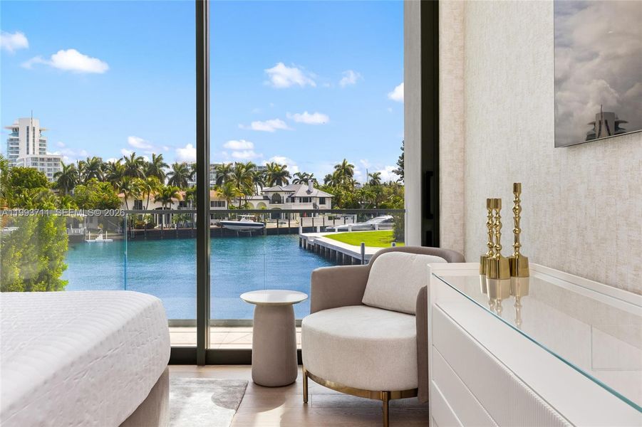 Exterior details and patio area of a home in , Fort Lauderdale (Image 26).