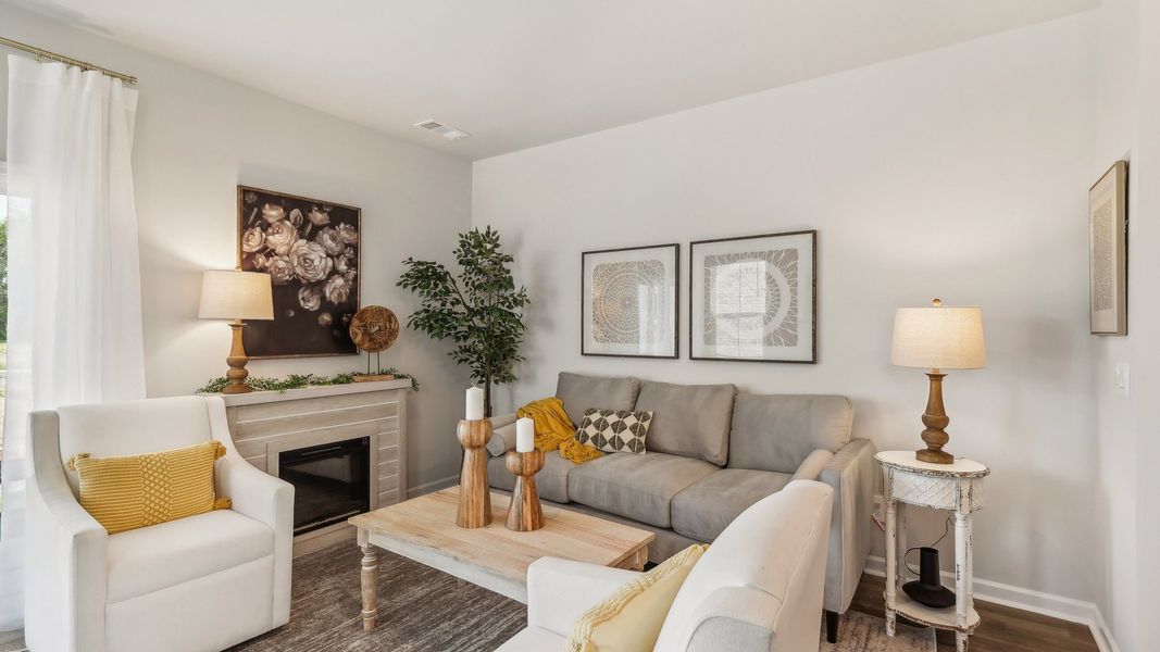 Representative furnished interior of a home built from the FRANKLIN by D.R. Horton in Campbell Place, Lebanon (Image 4).