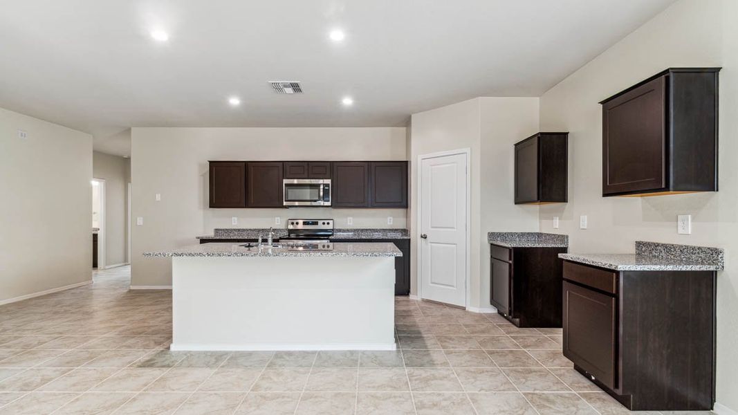 Furnished interior view inside a new home in Heartland Ranch, Coolidge (Image 7).