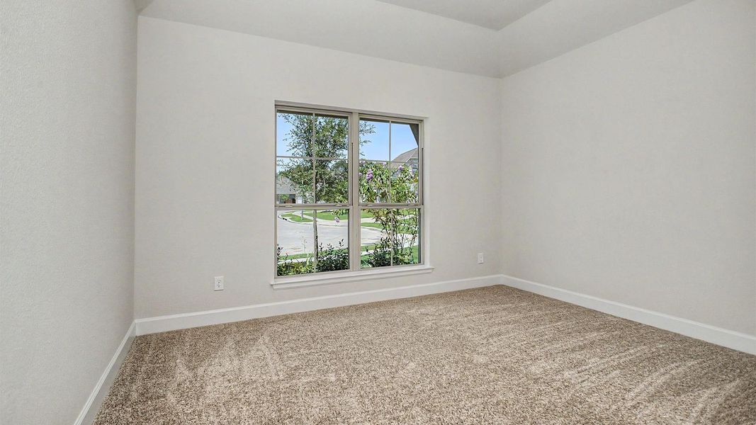 Spacious, unfurnished interior of a new home in , Manvel (Image 6).