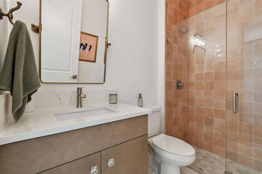 2nd Bathroom 2nd Bathroom