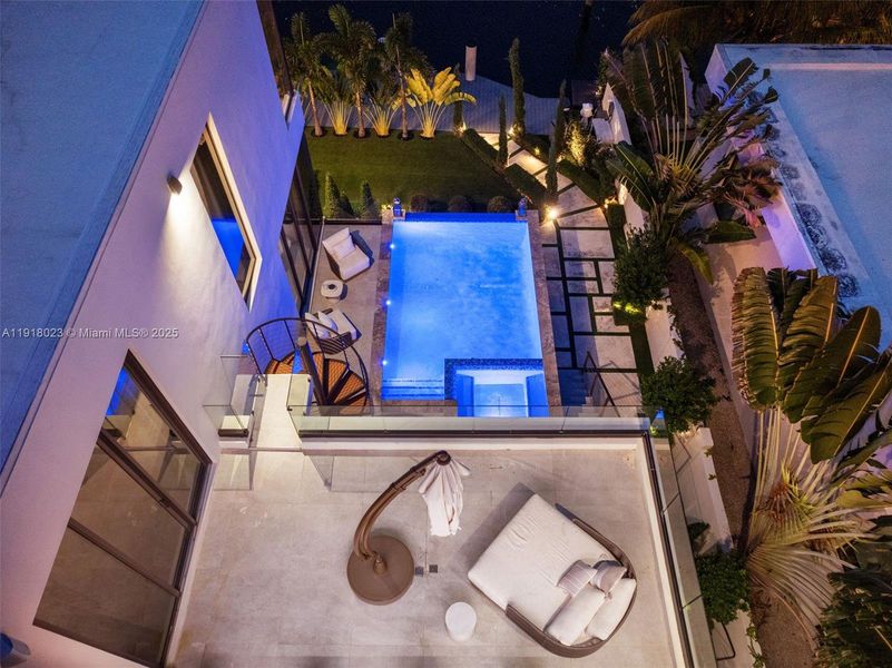 Exterior details and patio area of a home in , Miami (Image 4).