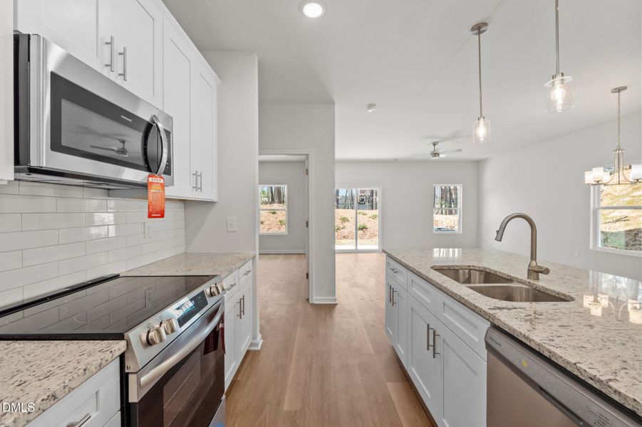 18-web-or-mls-P1112646 18-web-or-mls-P1112646