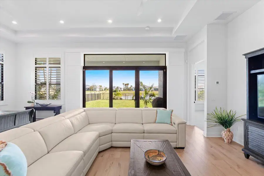 Living area-view of the Lake!