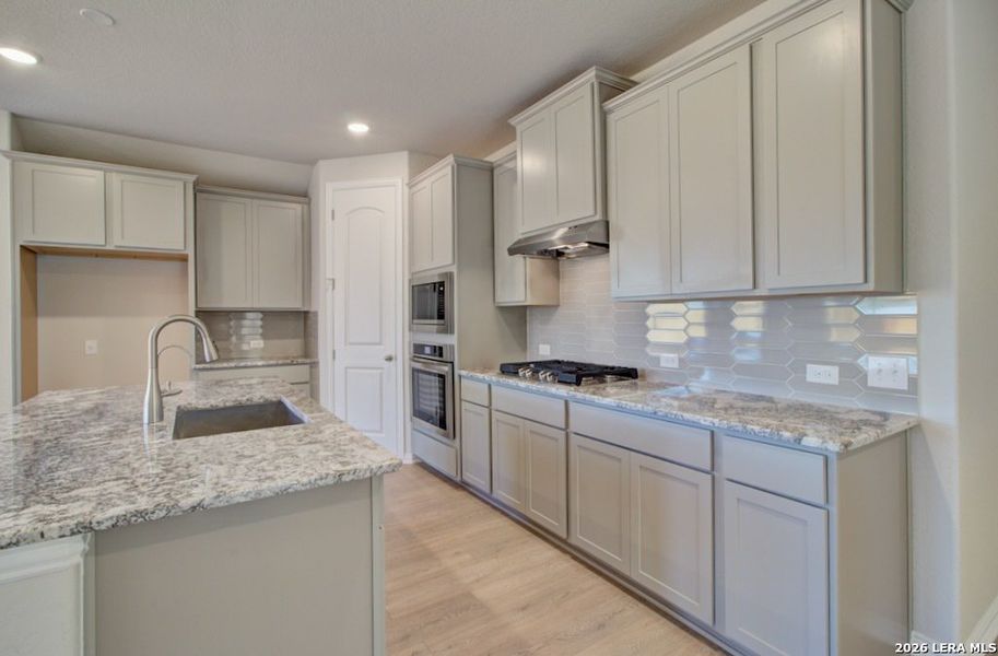 Furnished interior view inside a new home in Clear Creek, New Braunfels (Image 8).