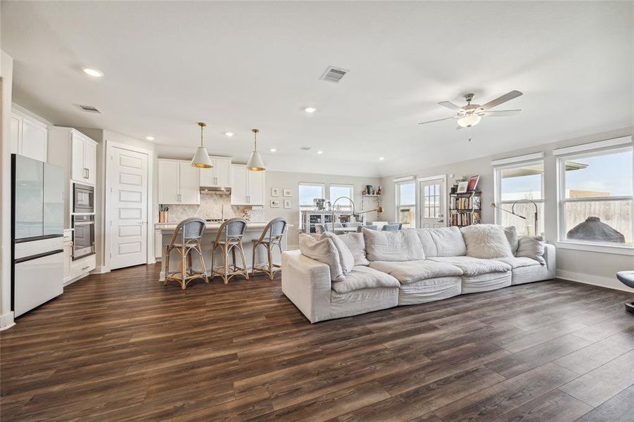 Open concept Living room