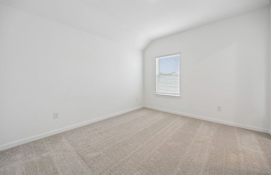 Spacious, unfurnished interior of a new home in Mavera, Conroe (Image 32).