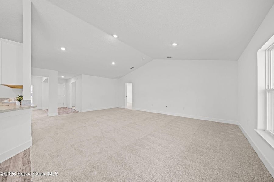 Spacious, unfurnished interior of a new home in Palm Bay, Palm Bay (Image 19).