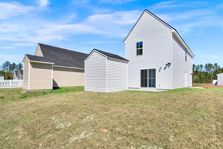 Exterior details and patio area of a home in Royal Oaks Single-Family Homes, Hardeeville (Image 3).