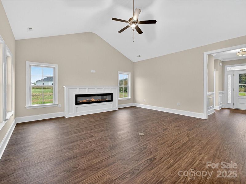 Spacious, unfurnished interior of a new home in , Monroe (Image 17).