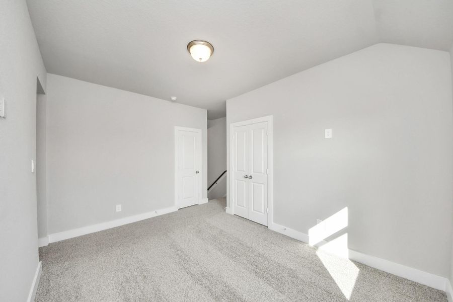 Spacious, unfurnished interior of a new home in Laurel Landing: Founders Collection, Alvin (Image 24).