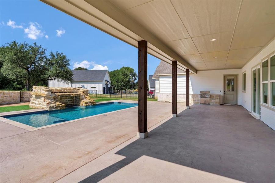 Image 32 of a home in . Image 32 of a home in .