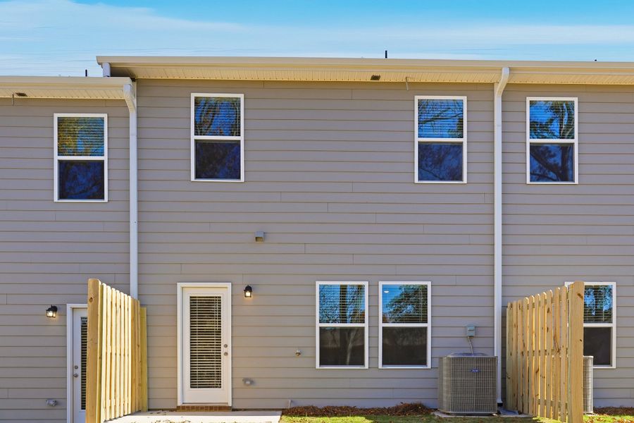 Palmetto, GA New Home.  - Slide 28