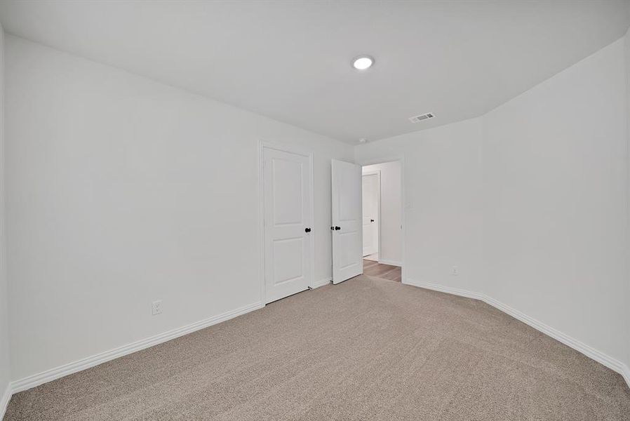 Spacious, unfurnished interior of a new home in , Poolville (Image 20).