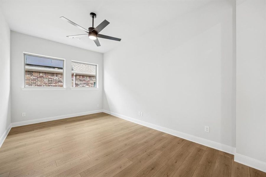 Spacious, unfurnished interior of a new home in Monterra - Classics, Fate (Image 29).