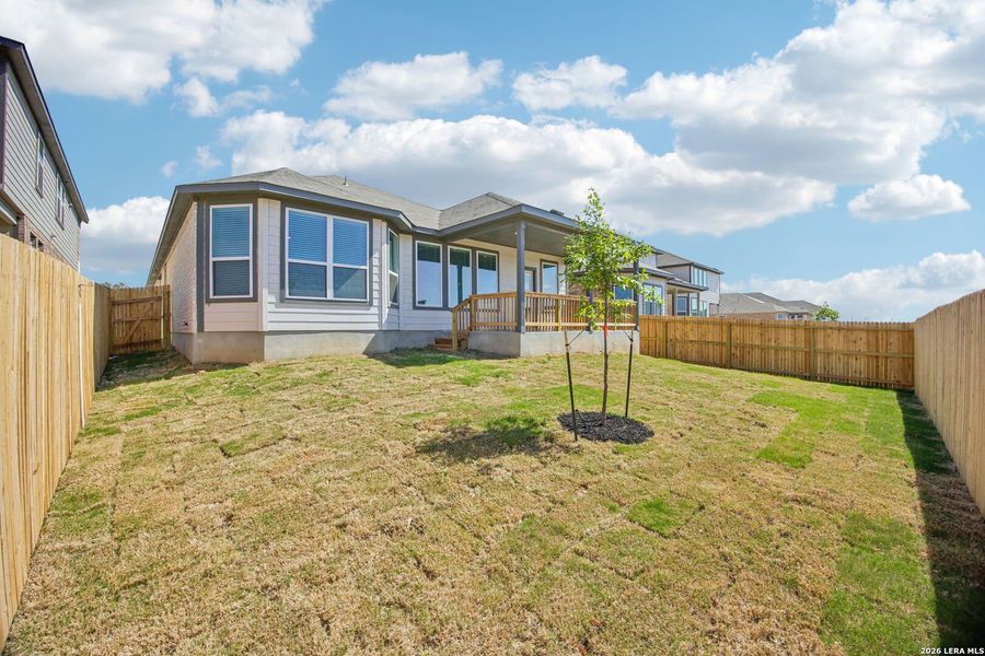 Exterior details and patio area of a home in Sagebrooke - Classic Series, San Antonio (Image 28).