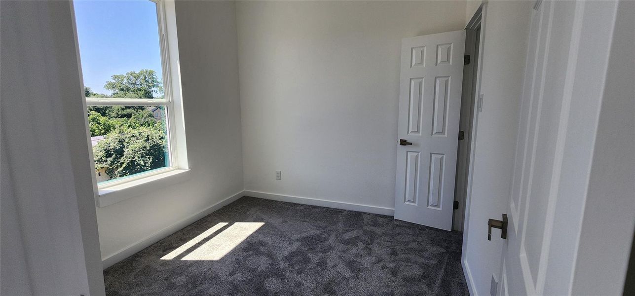 Image 29 of a home in .