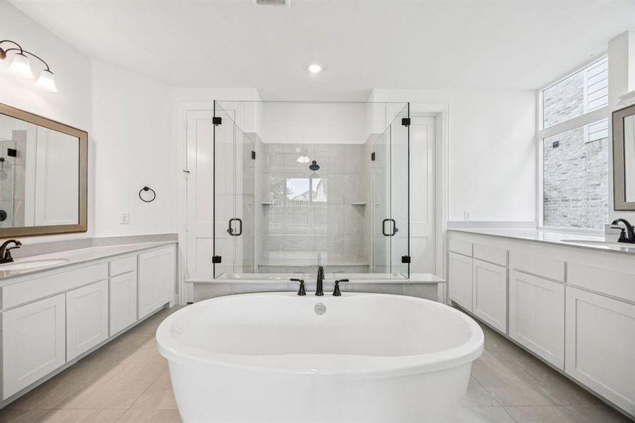 Furnished interior view inside a new home in Dominion of Pleasant Valley, Wylie (Image 6).