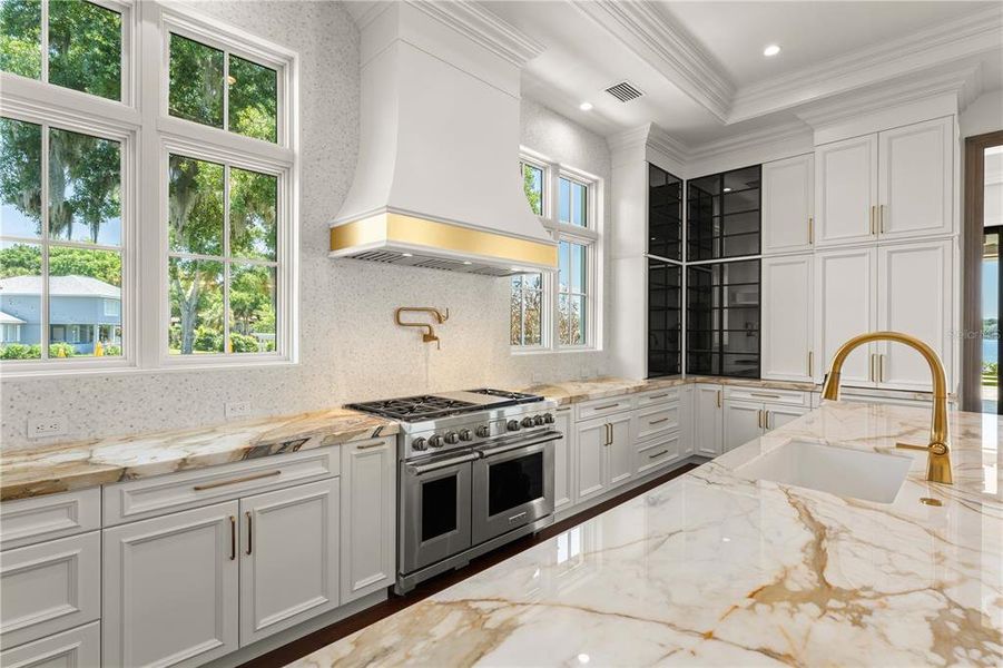 Furnished interior view inside a new home in , Windermere (Image 49).