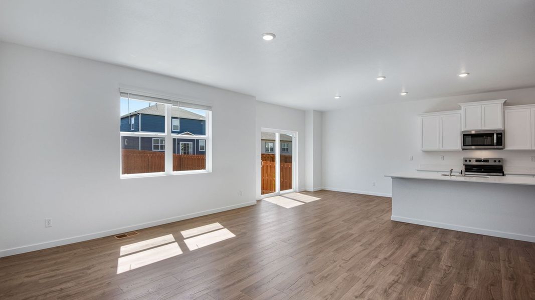 Spacious, unfurnished interior of a new home in Vista Meadows, Fort Lupton (Image 10). Spacious, unfurnished interior of a new home in Vista Meadows, Fort Lupton (Image 10).
