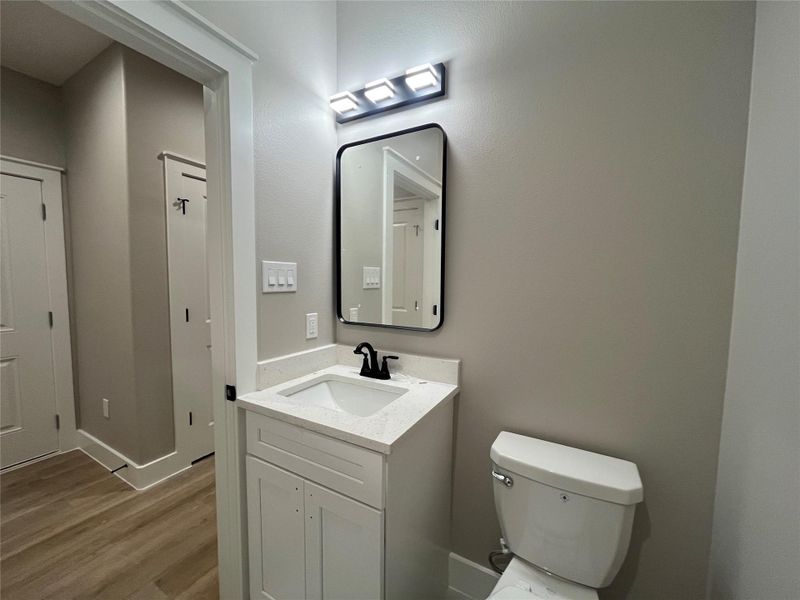 7921 Virgil: Hall bathroom across from laundry room 7921 Virgil: Hall bathroom across from laundry room