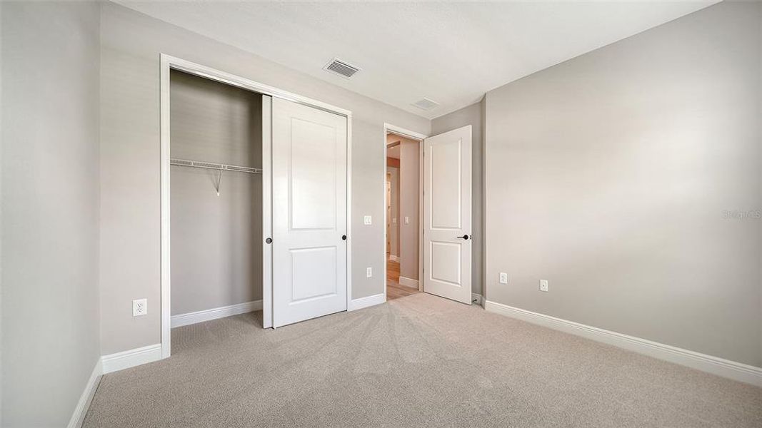 Spacious, unfurnished interior of a new home in Windward, Lakewood Ranch (Image 37). Spacious, unfurnished interior of a new home in Windward, Lakewood Ranch (Image 37).
