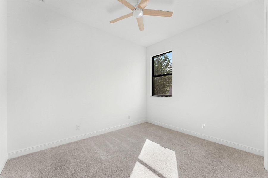 Spacious, unfurnished interior of a new home in , Port St. Lucie (Image 27).