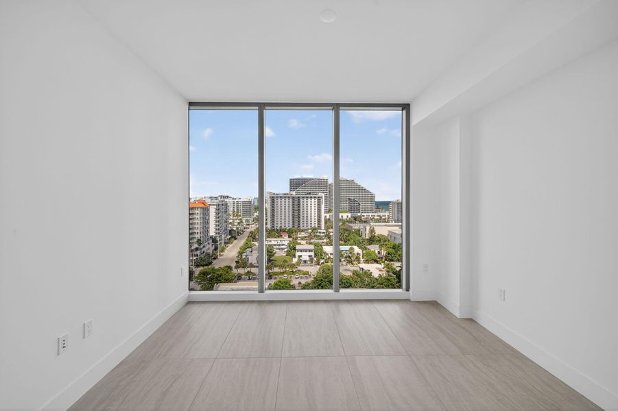 Spacious, unfurnished interior of a new home in , Fort Lauderdale (Image 26). Spacious, unfurnished interior of a new home in , Fort Lauderdale (Image 26).