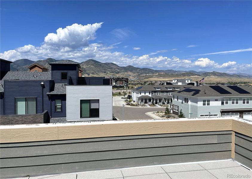 BREATHTAKING VIEWS FROM ROOFTOP DECK!