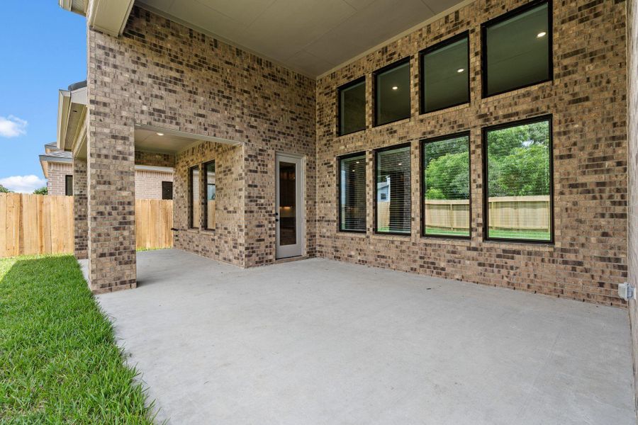 Exterior details and patio area of a home in Friendswood Trails, Friendswood (Image 30). Exterior details and patio area of a home in Friendswood Trails, Friendswood (Image 30).
