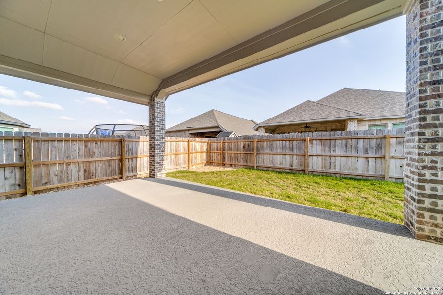 Exterior details and patio area of a home in , New Braunfels (Image 3).