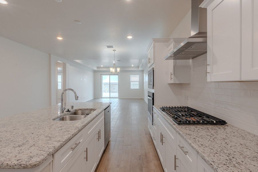 Furnished interior view inside a new home in Paseo Del Este, El Paso (Image 5).