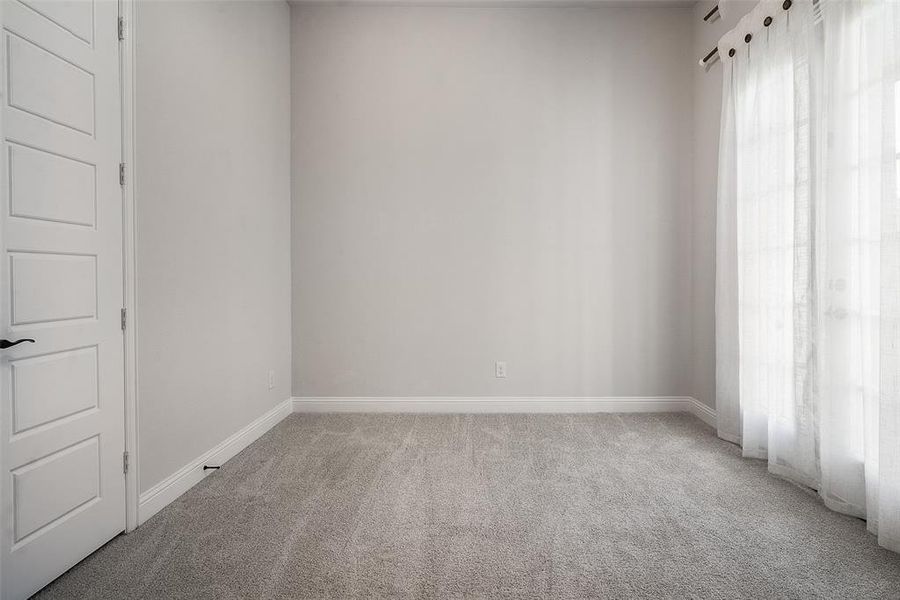 Spacious, unfurnished interior of a new home in , Van Alstyne (Image 23).