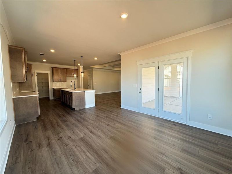 Spacious, unfurnished interior of a new home in Ponderosa Farms Reserve, Gainesville (Image 36).