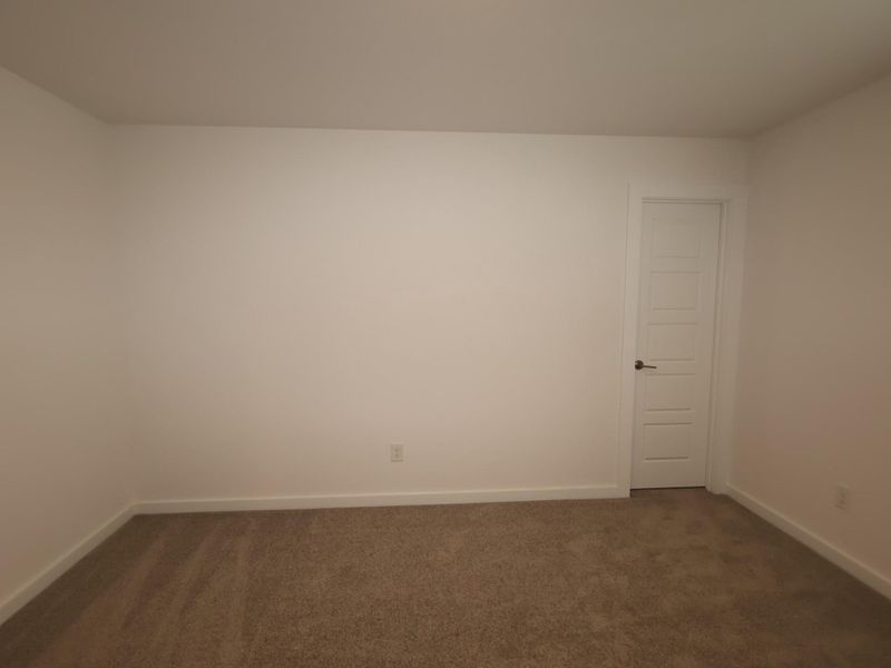 Spacious, unfurnished interior of a new home in Summerview, Fulshear (Image 44). Spacious, unfurnished interior of a new home in Summerview, Fulshear (Image 44).