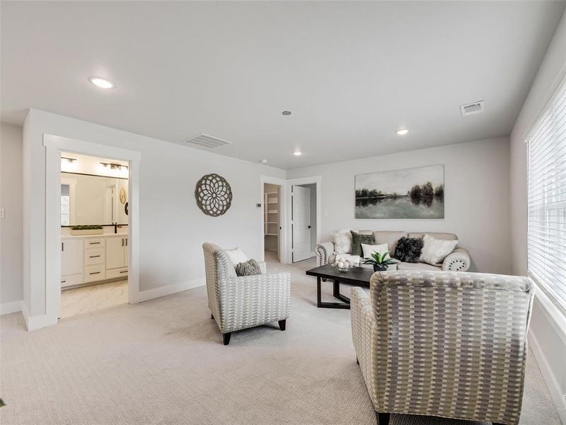 Furnished interior view inside a new home in , Sherman (Image 12).