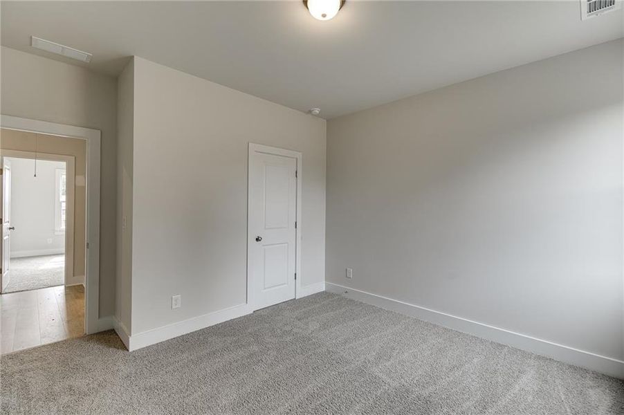 Spacious, unfurnished interior of a new home in , Buford (Image 47). Spacious, unfurnished interior of a new home in , Buford (Image 47).
