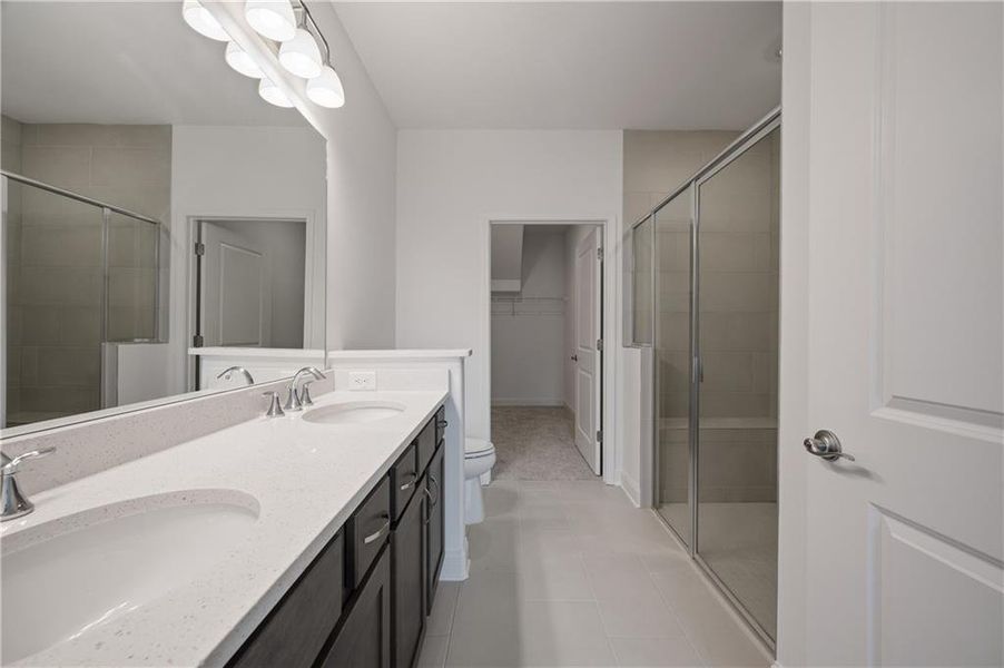 Furnished interior view inside a new home in , Cartersville (Image 6).
