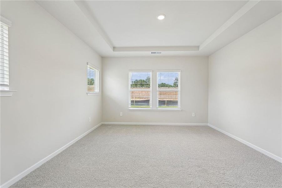 Spacious, unfurnished interior of a new home in Northwoods at Mirror Lake, Villa Rica (Image 28).
