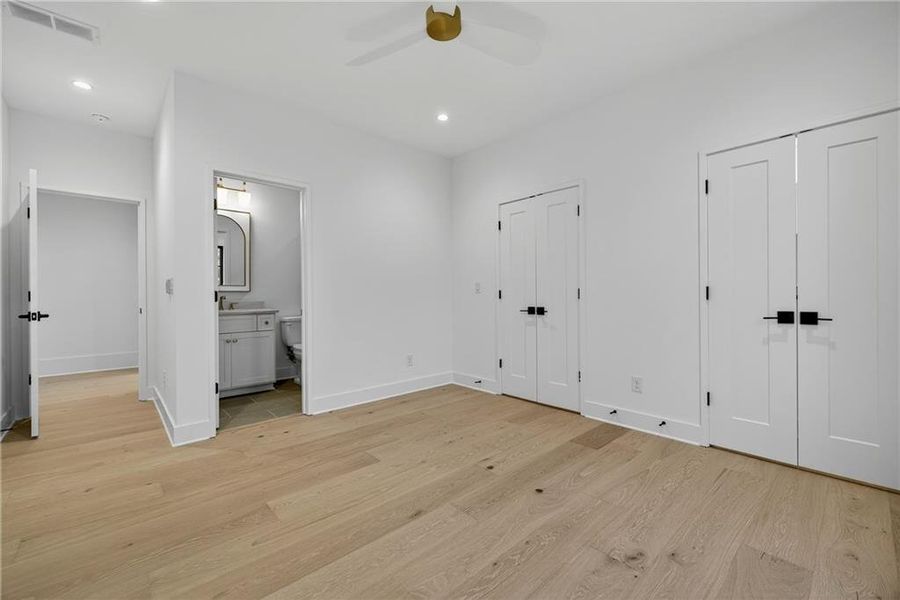 Spacious, unfurnished interior of a new home in , Atlanta (Image 61).