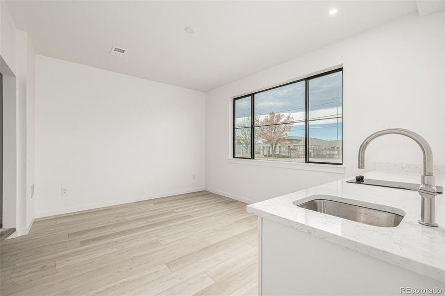 Spacious, unfurnished interior of a new home in , Denver (Image 35).