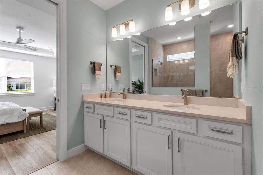 Furnished interior view inside a new home in Del Webb BayView, Parrish (Image 48). Furnished interior view inside a new home in Del Webb BayView, Parrish (Image 48).