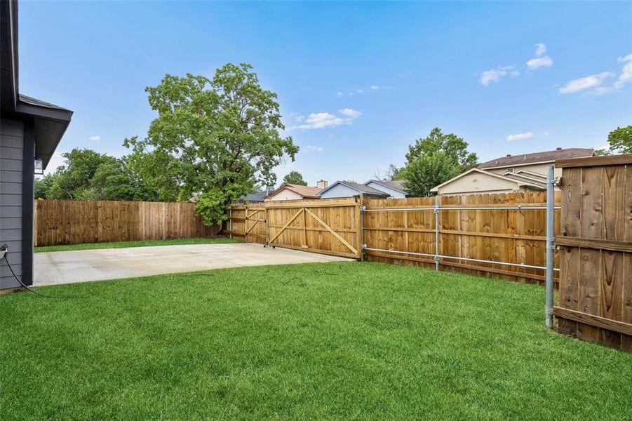 Exterior details and patio area of a home in , Mesquite (Image 27).