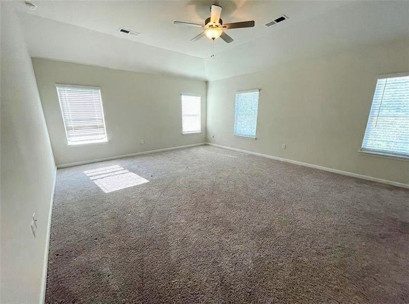 Spacious, unfurnished interior of a new home in Autumn Brook, Austell (Image 27). Spacious, unfurnished interior of a new home in Autumn Brook, Austell (Image 27).