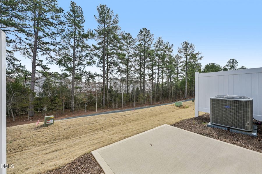 32-web-or-mls-210 Parker Lane-S0503-032