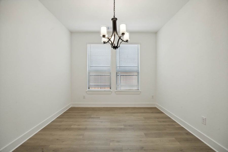 Spacious, unfurnished interior of a new home in Westside Preserve, Midlothian (Image 12).