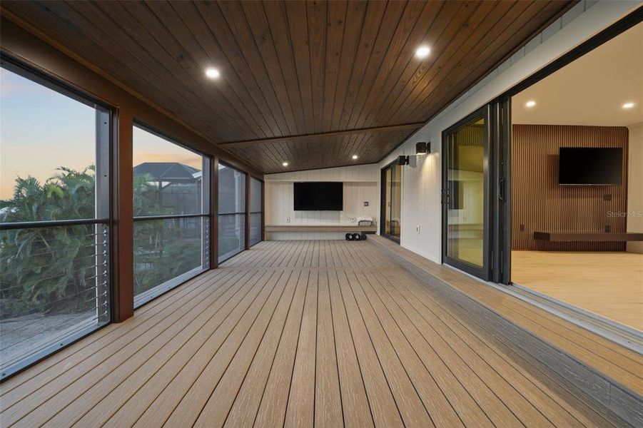 Exterior details and patio area of a home in , Englewood (Image 41).