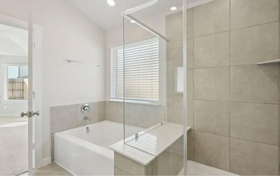 Photo is not of the actual home, but is an inspirational photo of builder’s model home and may depict options, furnishings, and/or decorator features that are not included Photo is not of the actual home, but is an inspirational photo of builder’s model home and may depict options, furnishings, and/or decorator features that are not included